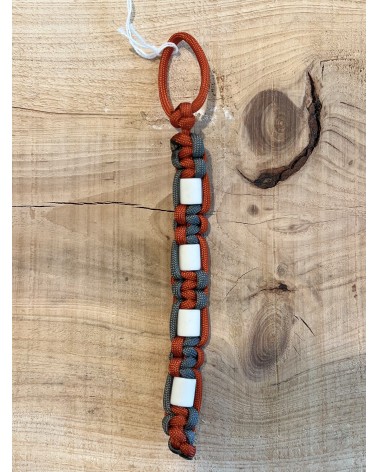 CHARMS ANTI TIQUES   Accueil