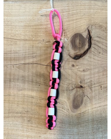 CHARMS ANTI TIQUES   Accueil